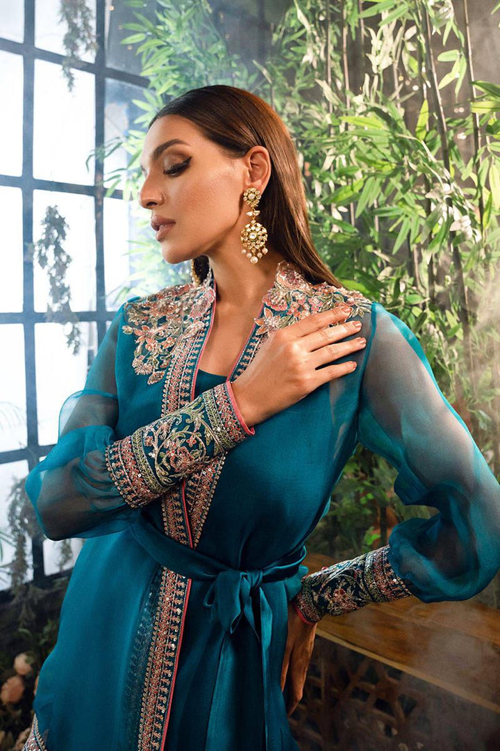 VALERIE raniazarastudio