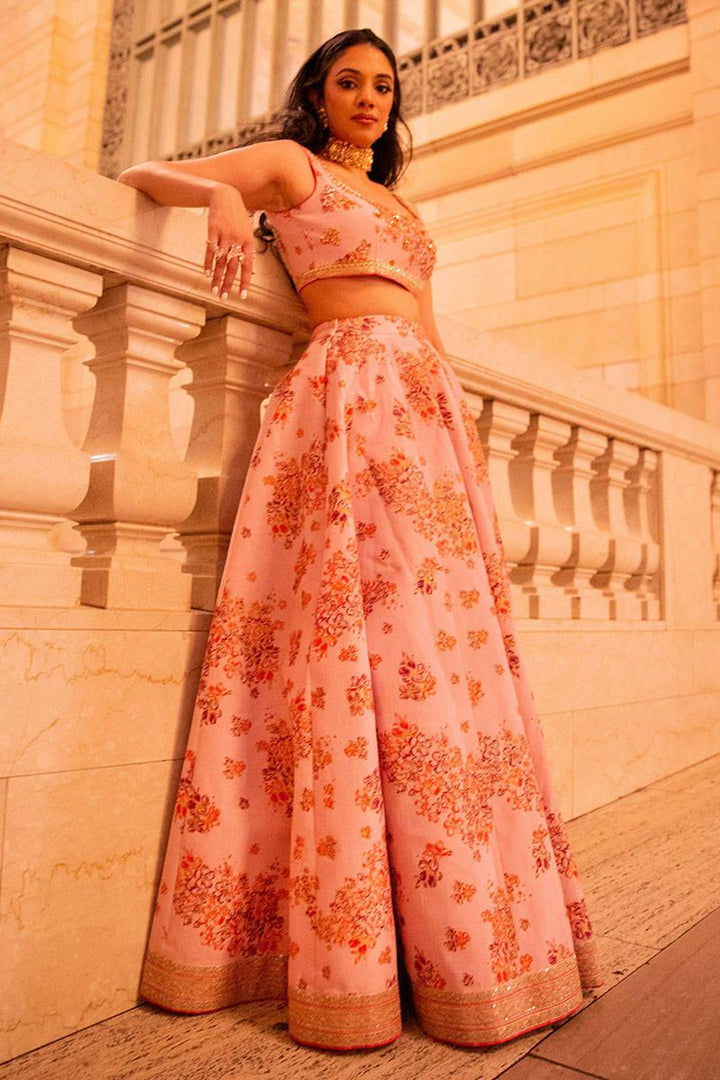 DENISE LEHNGA CHOLI raniazarastudio