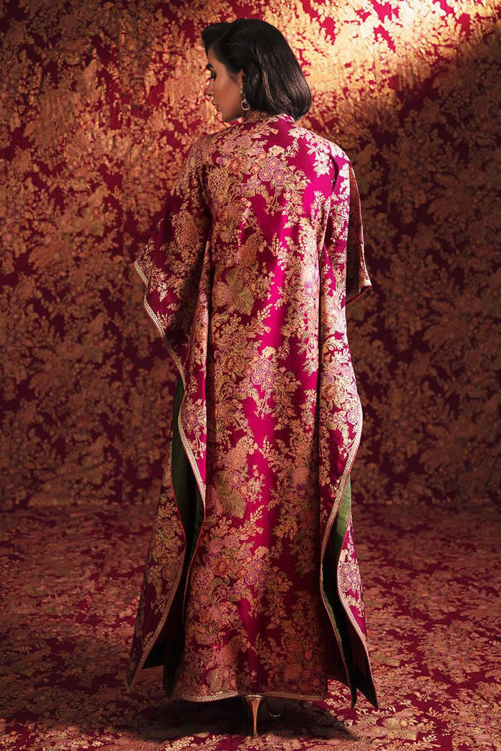 DEWDROP SENSATION raniazarastudio