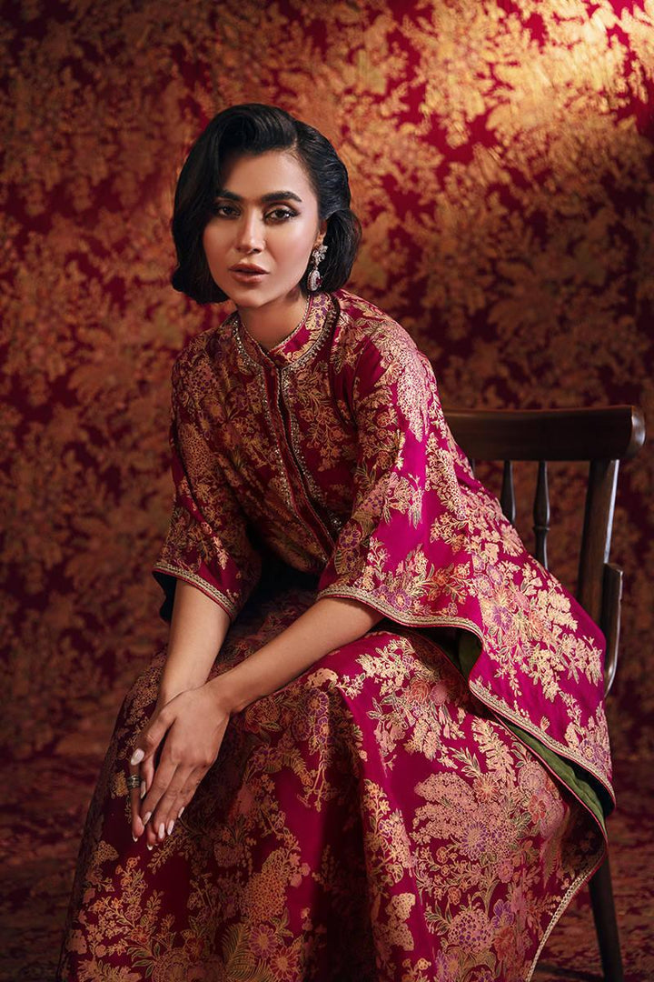 DEWDROP SENSATION raniazarastudio