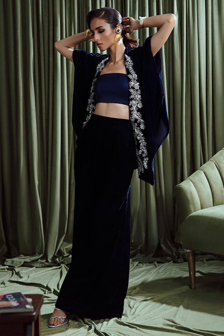 IYLA raniazarastudio