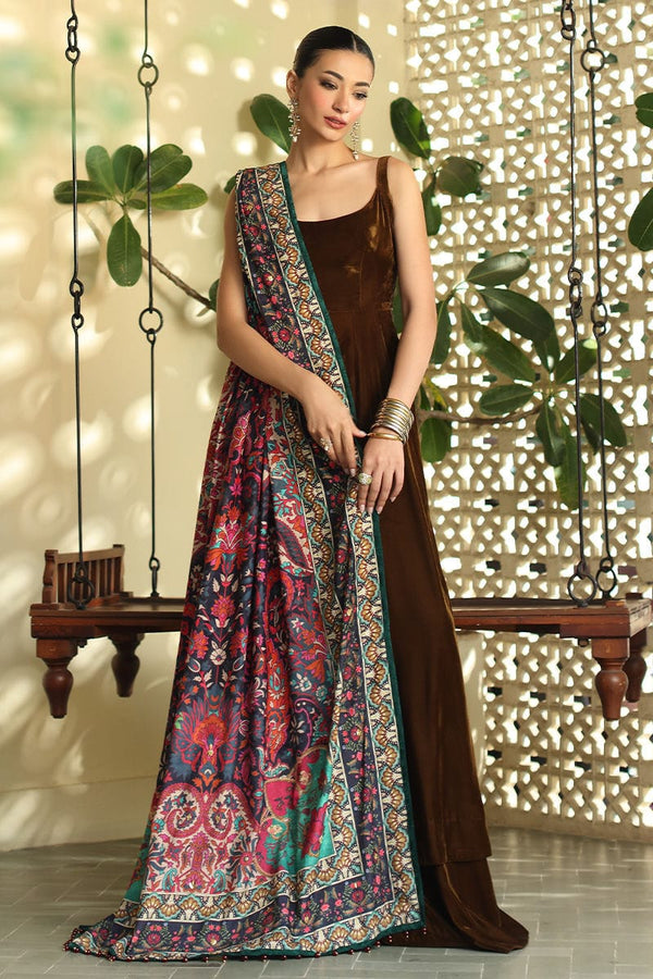 Inaaya Kalidar and Lehenga