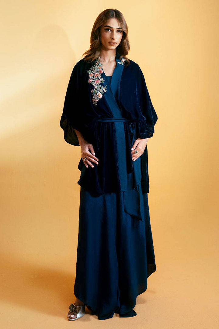 Teal Rose - Zainab Salman - velvet Suit - raniazara