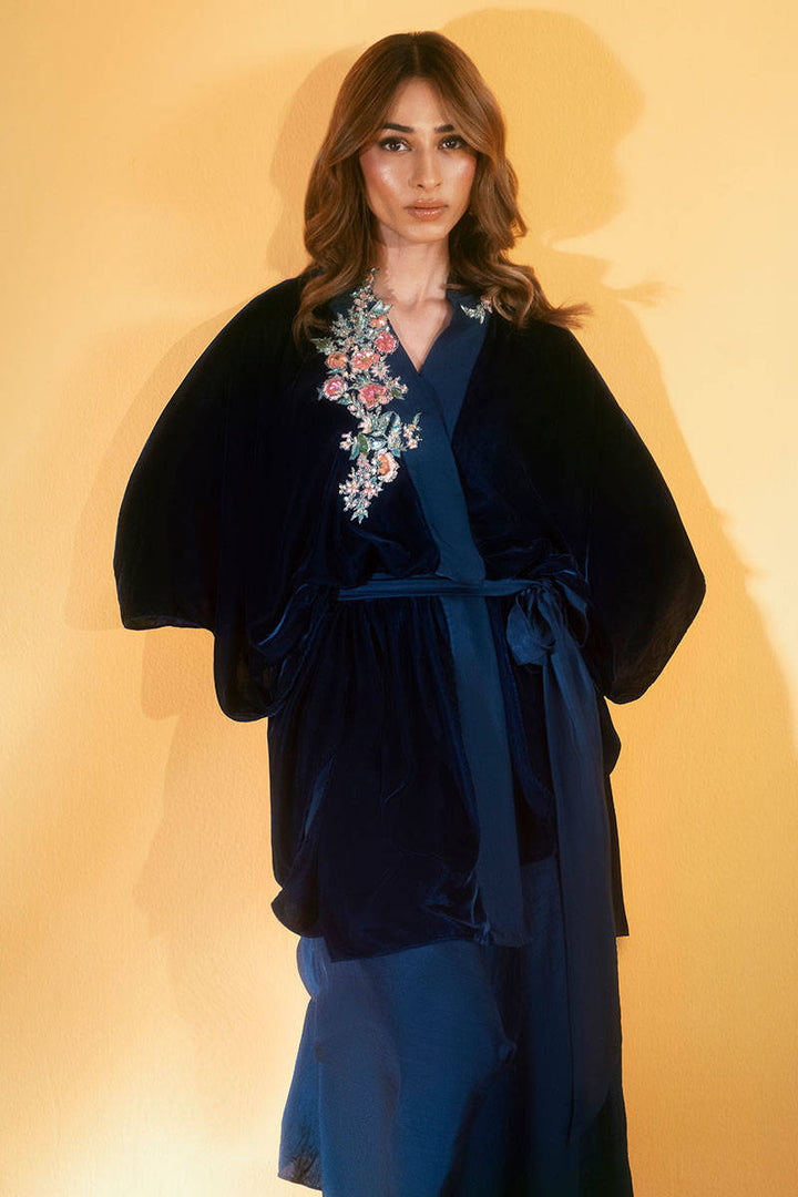 Teal Rose - Zainab Salman - velvet Suit - raniazara