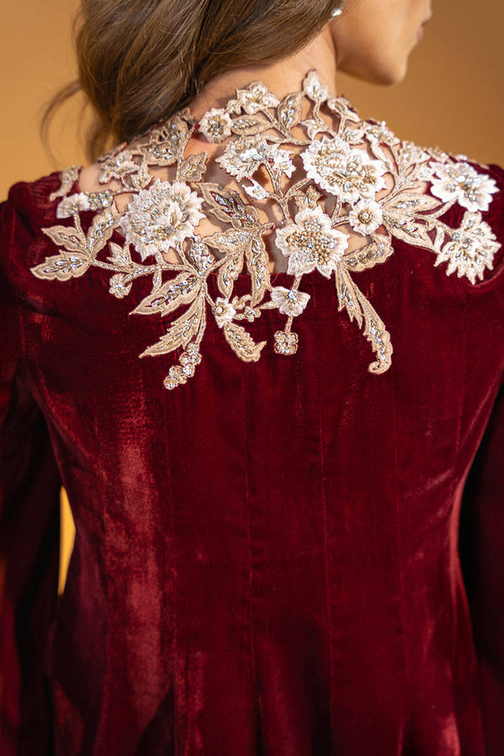 Verina Crimson - Zainab Salman - velvet Suit - raniazara