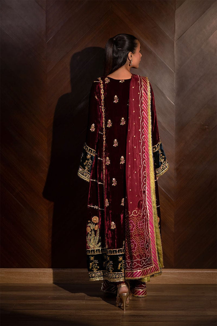 Marilyn - Ansab Jahangir - Velvet Suit - raniazara