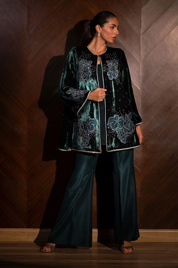 Serra - Ansab Jahangir - Velvet Suit - raniazara