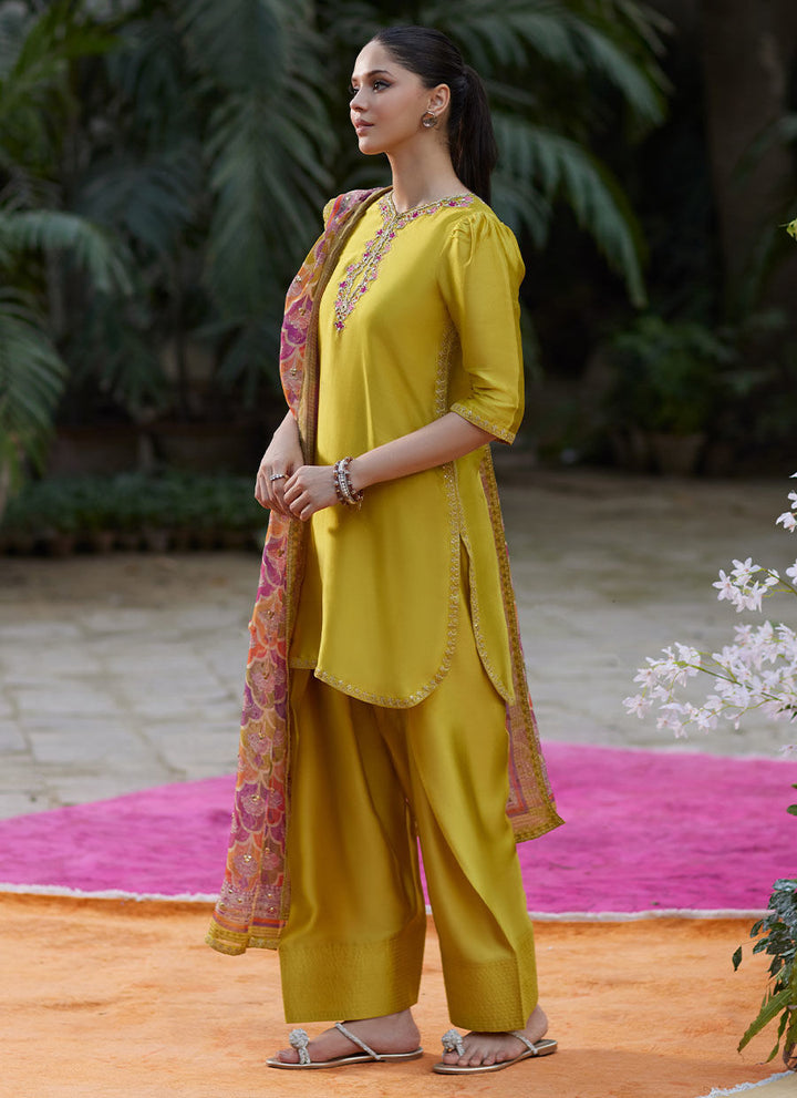 Sheyza Kiwi Shirt and Dupatta - Farah Talib Aziz - Casual Suit - Pret - raniazara