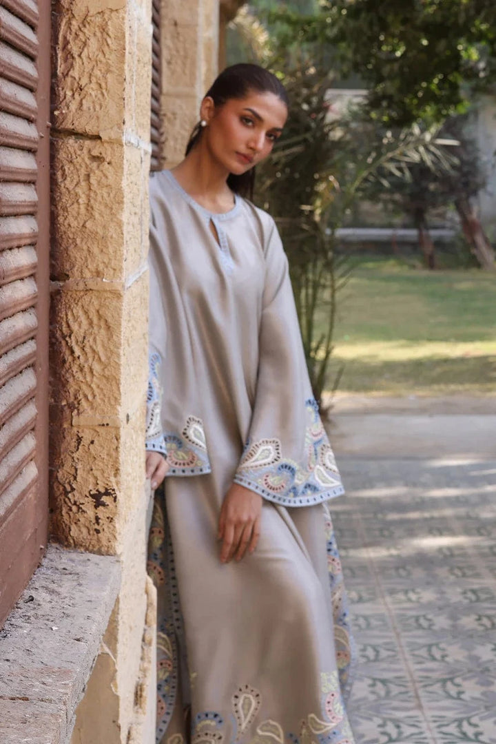 Qira - Sania Maskatiya - Pret