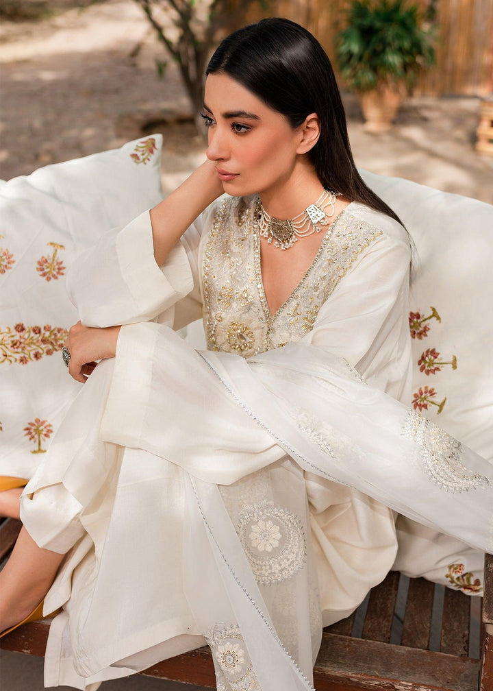Nysa raniazarastudio