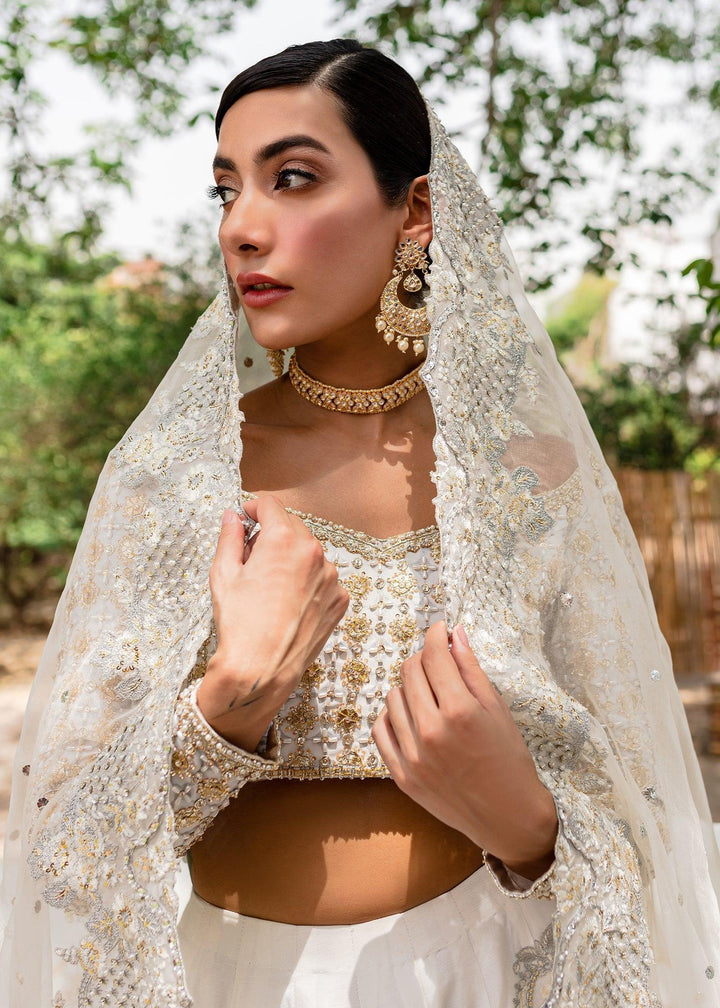 Aynur raniazarastudio