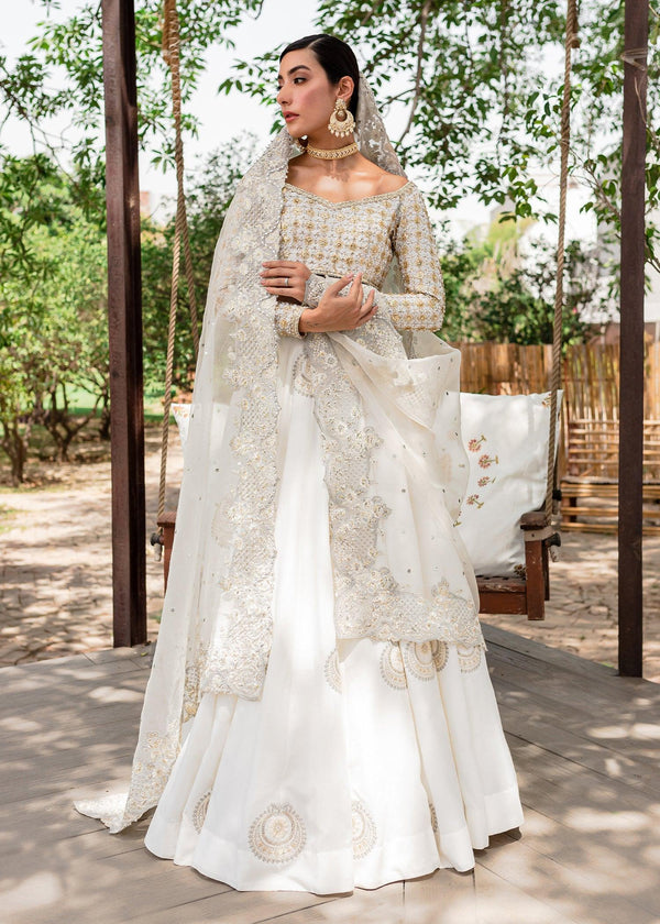 Aynur raniazarastudio