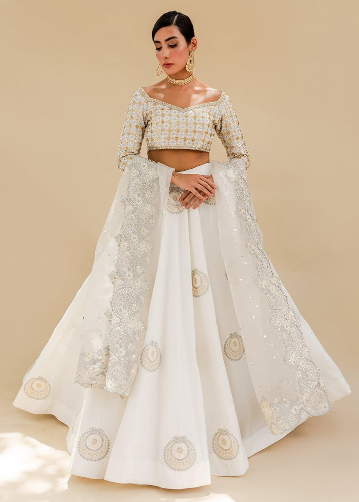Aynur raniazarastudio
