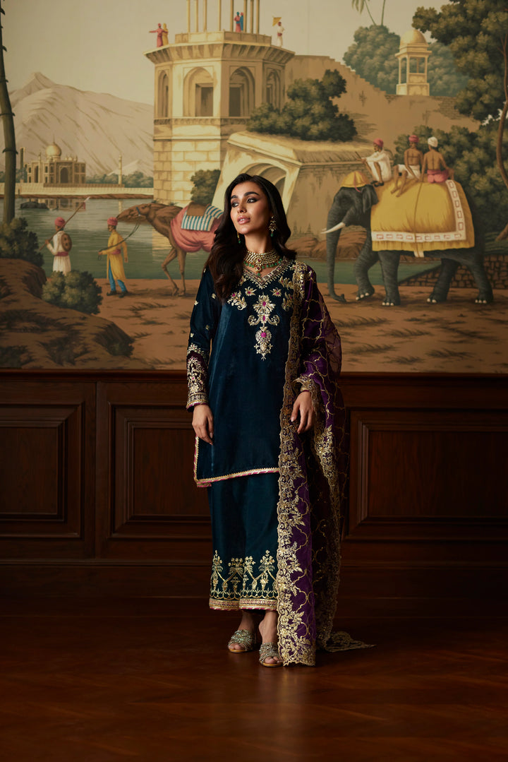 Amani - Mina Hasan - Velvet Suit - raniazara