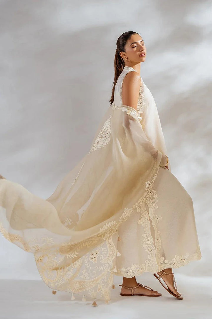 Niva - Sania Maskatiya - Luxury Pret - raniazara