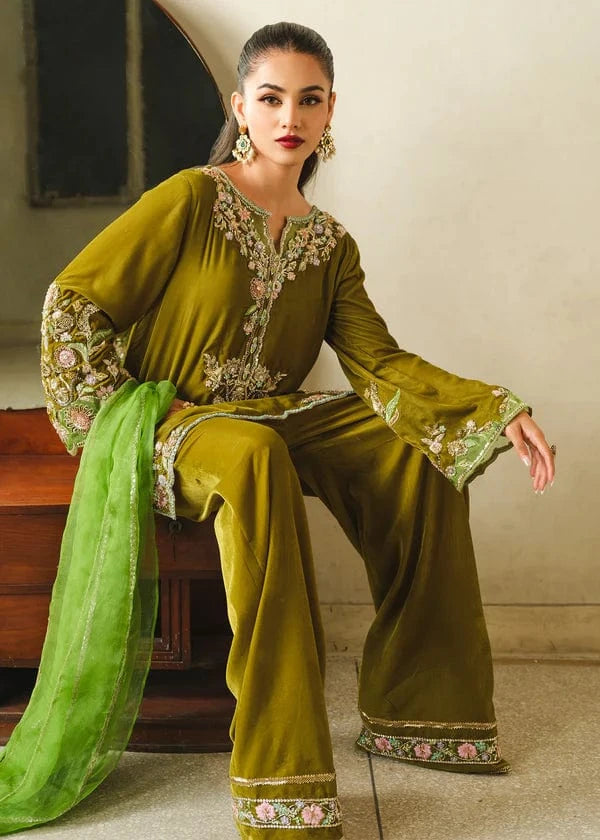 Vaniya - Souchaj - Velvet Suit - raniazara