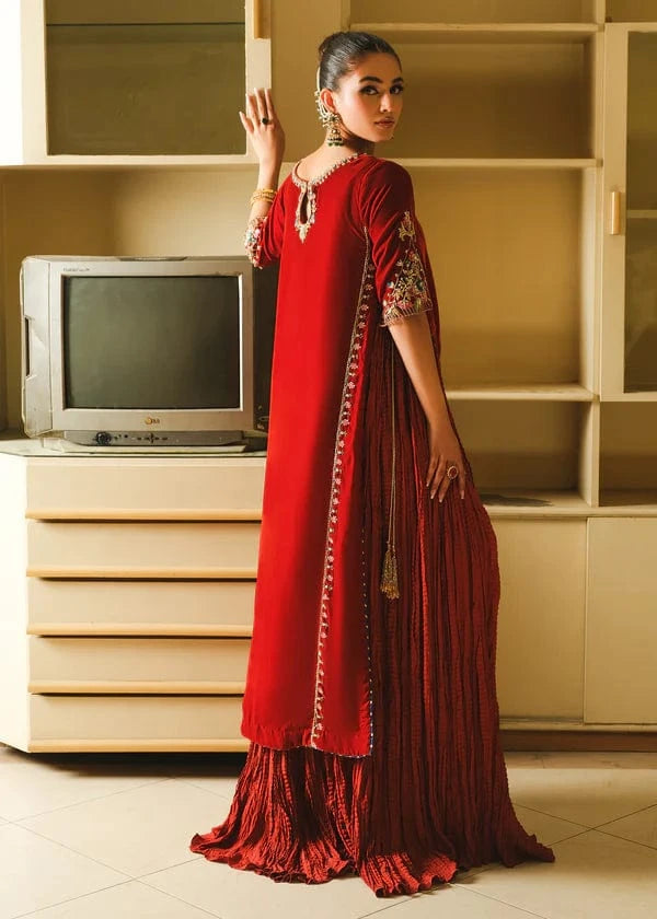 Ayna - Souchaj - Velvet Suit - raniazara