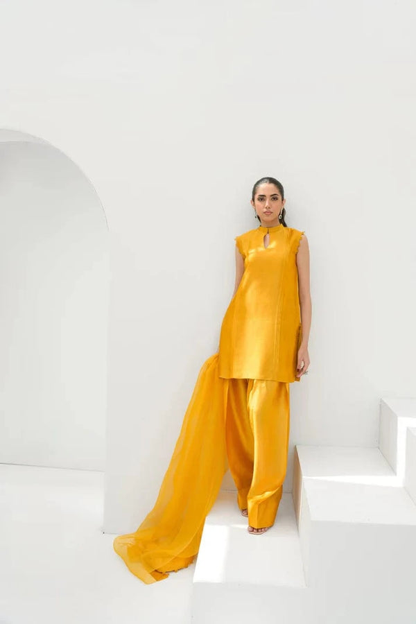 LUMI SHIRT DUPTTA WITH FARSHI SHALWAR - Pherwaas