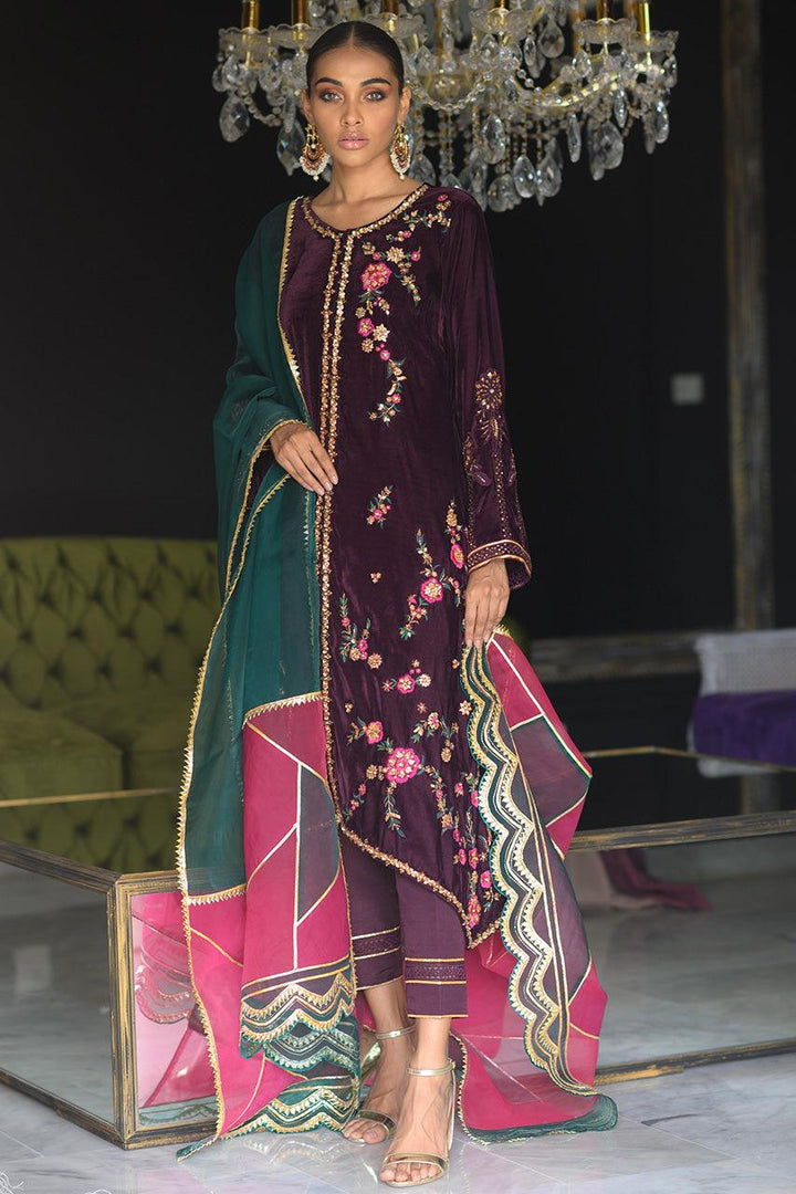 Esme raniazarastudio