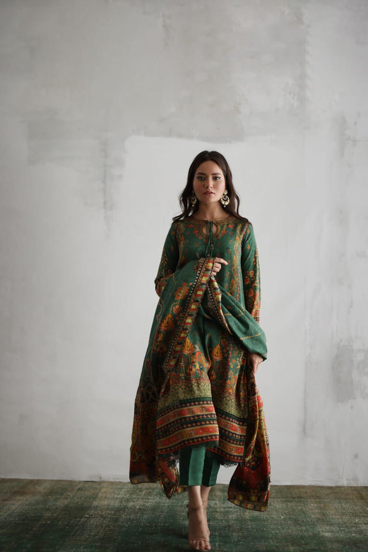 MHP-1193 raniazarastudio