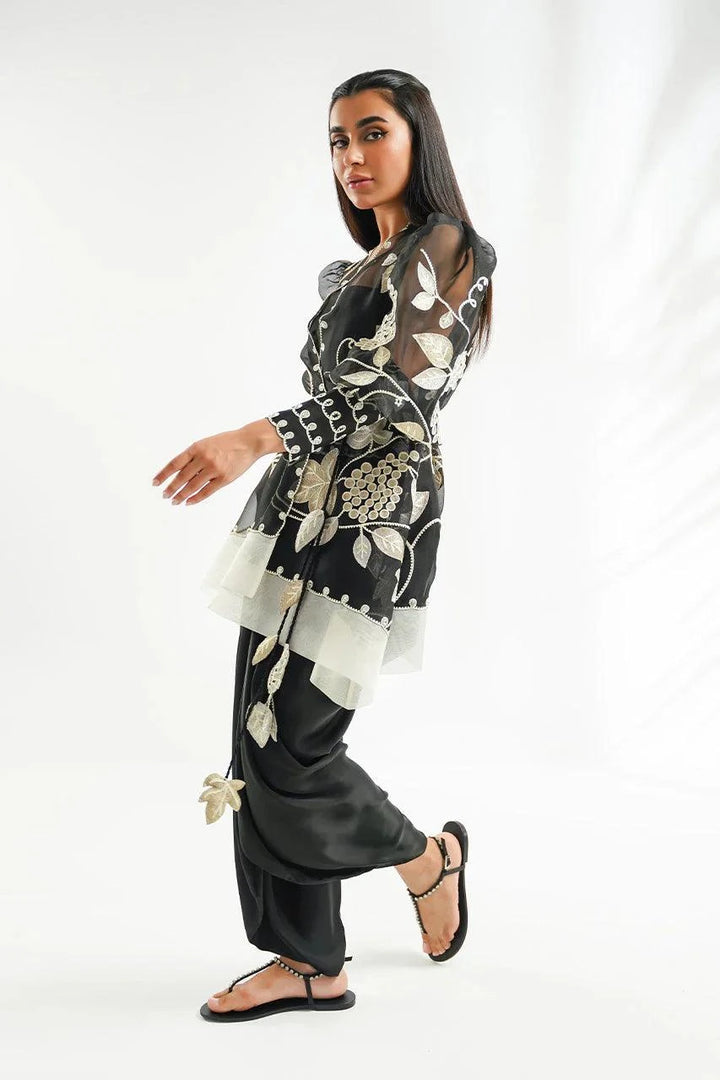 Izmia - Sania Maskatiya - Luxury Pret - raniazara