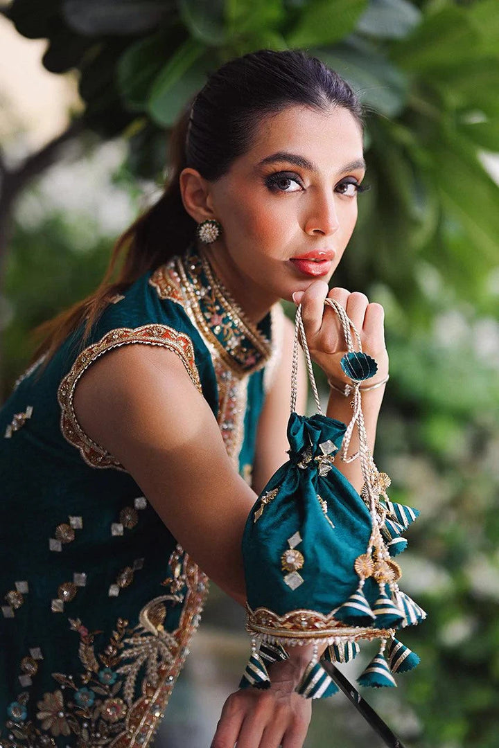 Nira - Sania Maskatiya - Formal - raniazara