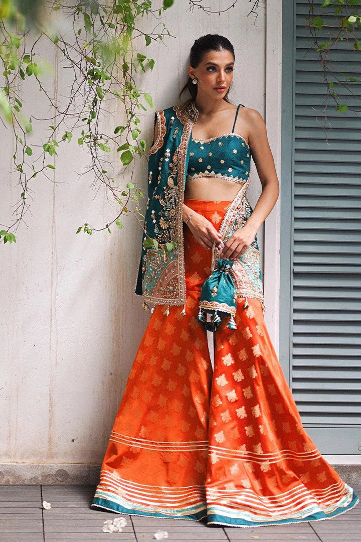 Nira - Sania Maskatiya - Formal - raniazara