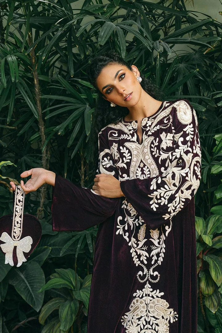 Eira - Sania Maskatiya - Velvet Suit - raniazara