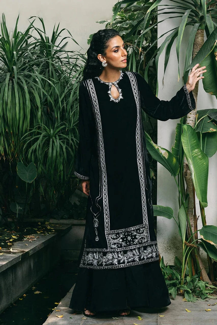 Firuzeh - Sania Maskatiya - Velvet Suit - raniazara