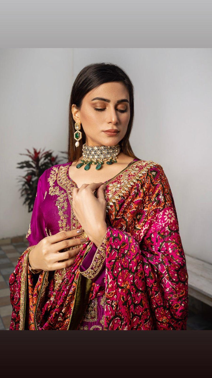 PR 124 - Shirin Hassan - Pret