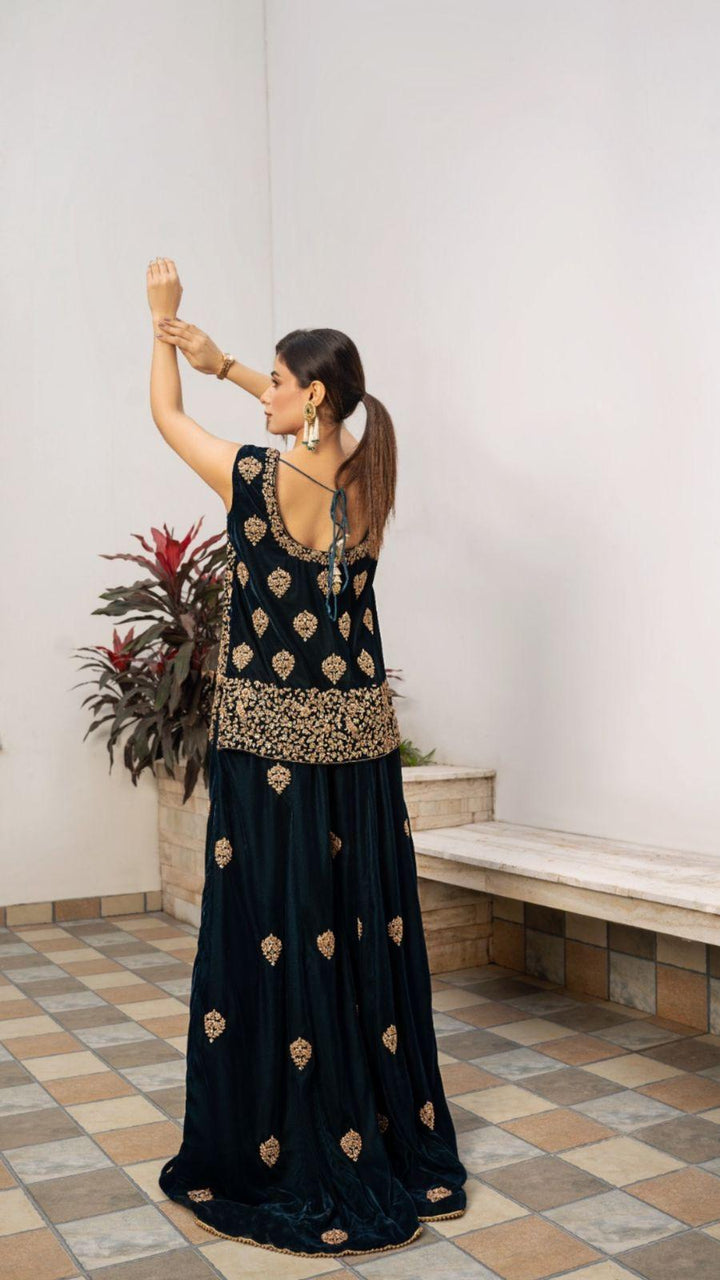 PR 127 - Shirin Hassan - Pret
