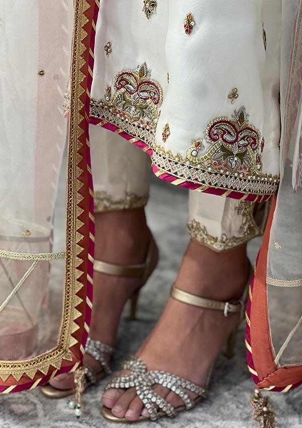 Raha with Pants and Dupatta raniazarastudio