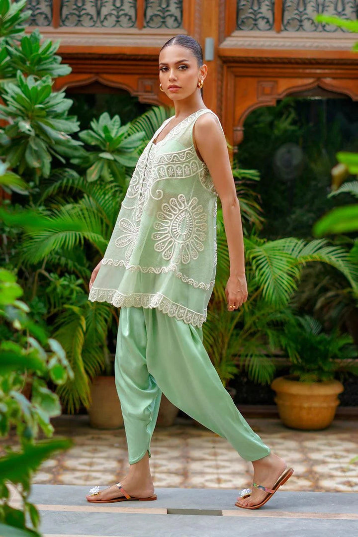 Rynel - Sania Maskatiya - Luxury Pret - raniazara