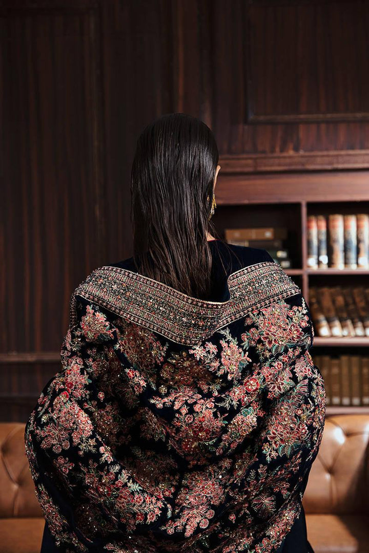 SAKURA raniazarastudio