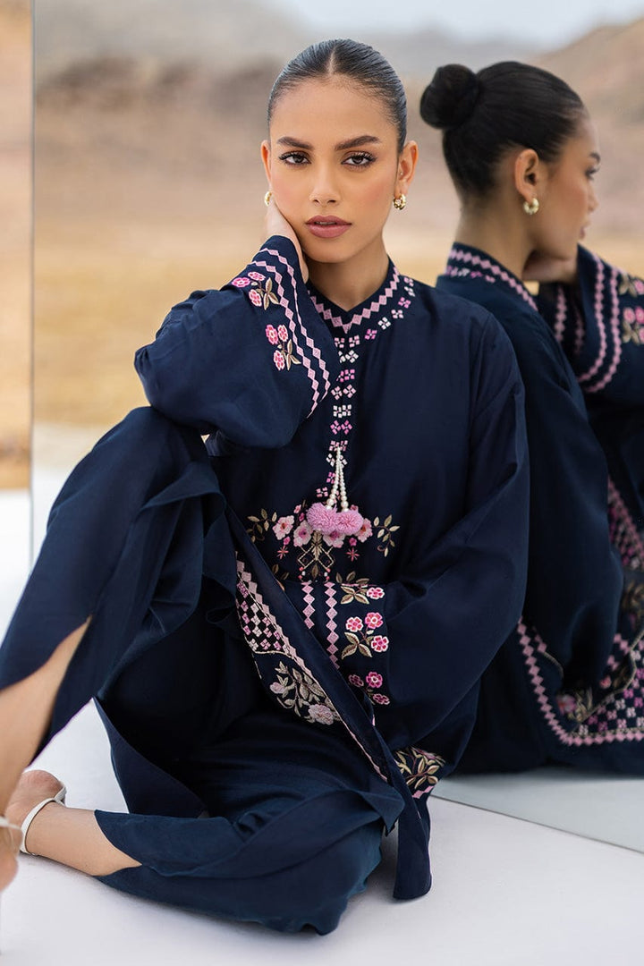 Shiqa (B) raniazarastudio