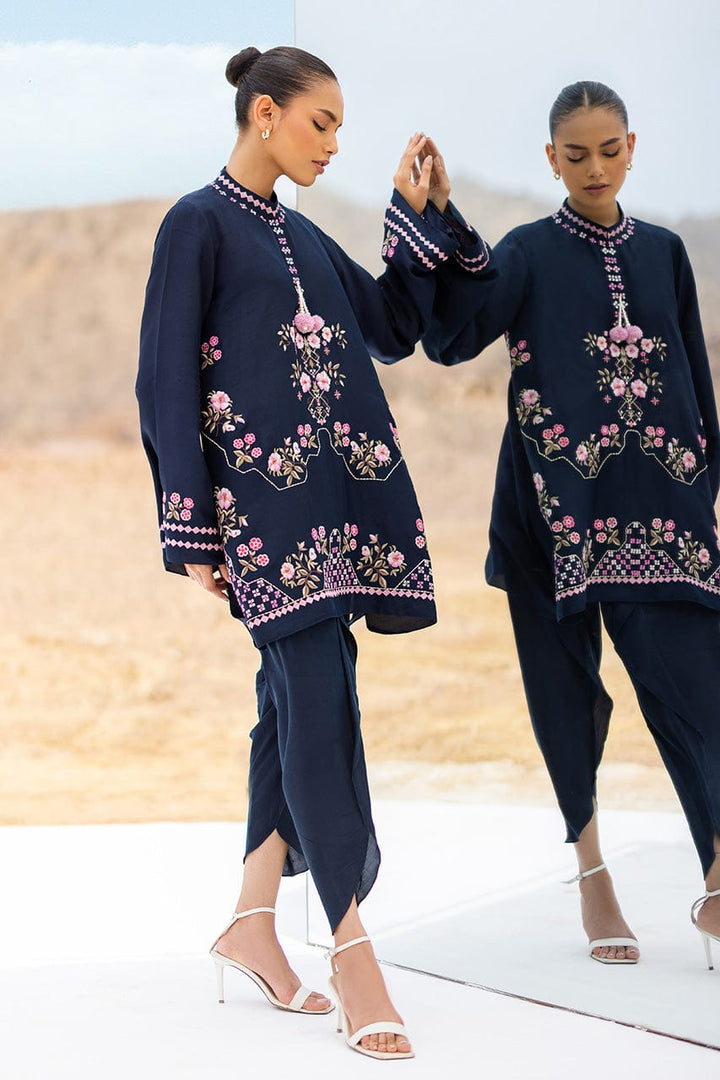 Shiqa (B) raniazarastudio