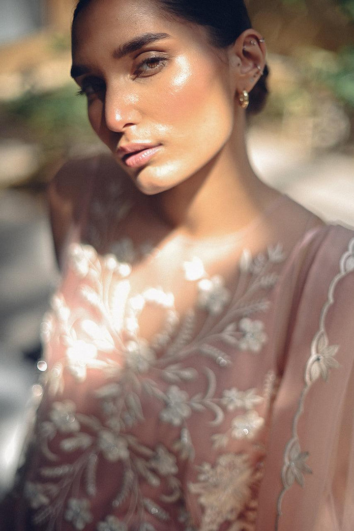 Yvette raniazarastudio