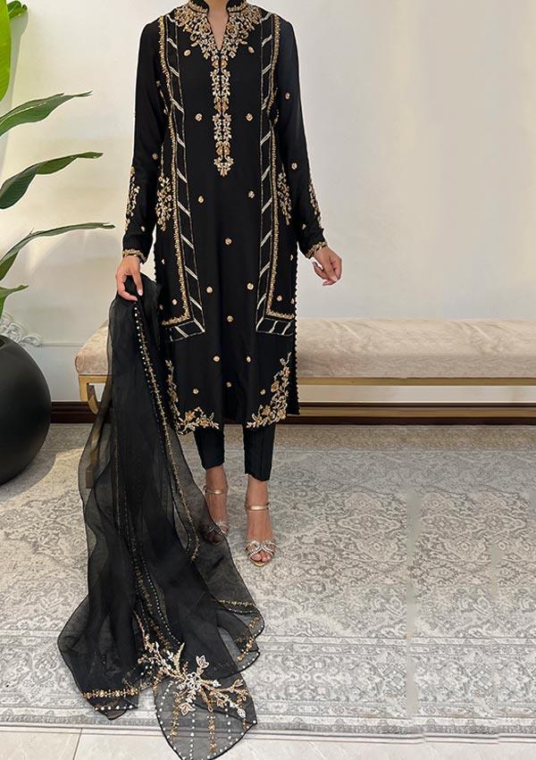 Zohra with Pants and Dupatta raniazarastudio