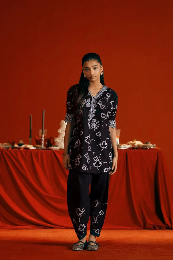 JOOLIE BLACK - JBP25-06 - Saira Rizwan