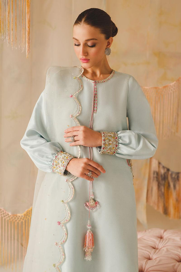 IZEL raniazarastudio