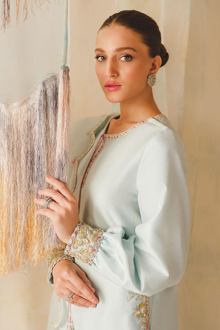 IZEL raniazarastudio