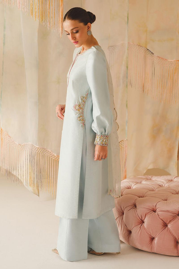 IZEL raniazarastudio