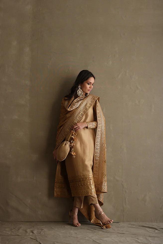MHLP-1247 raniazarastudio
