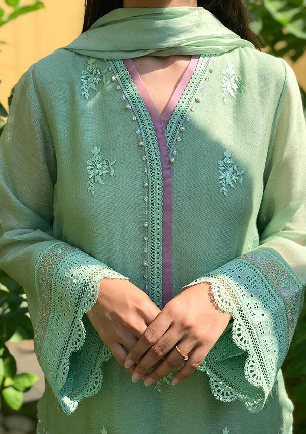 AYANA WITH DUPATTA raniazarastudio