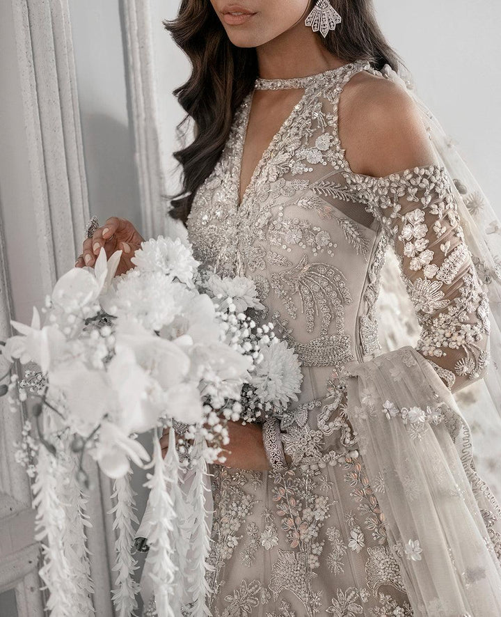 E-52 raniazarastudio