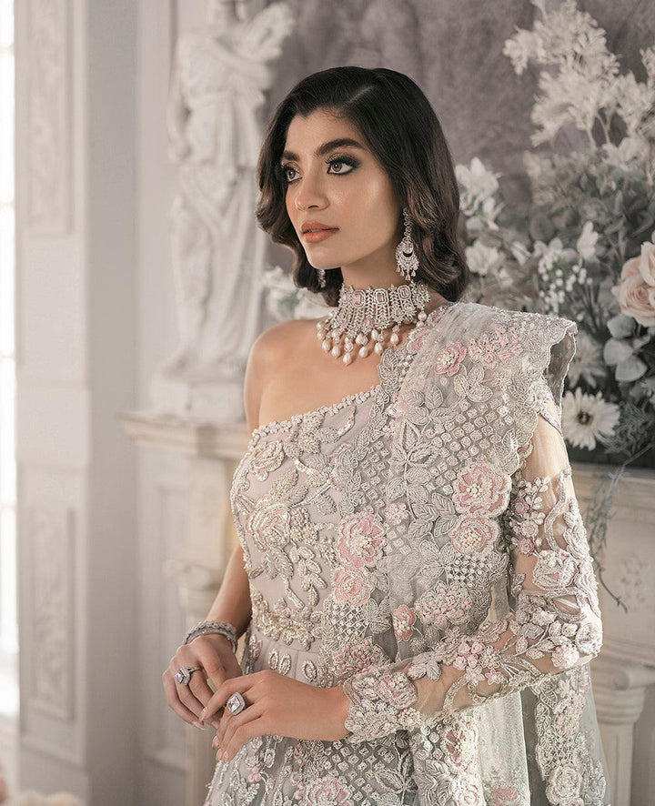E-53 raniazarastudio