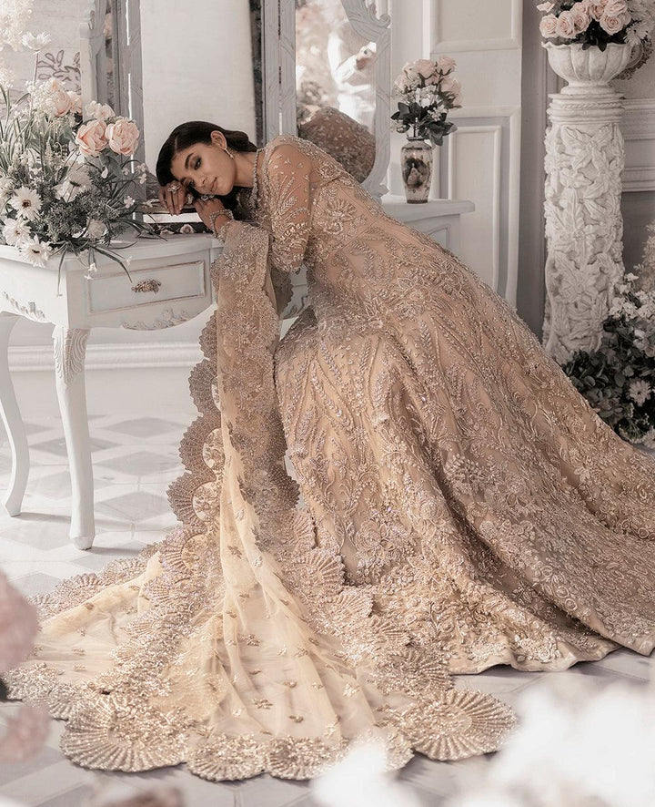 E-56 raniazarastudio