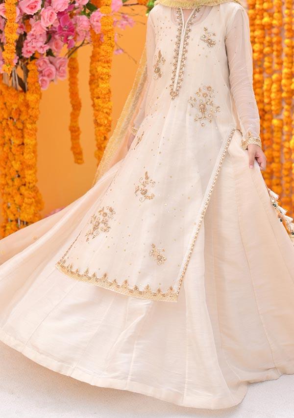 IFRAH WITH GOWN AND DUPATTA raniazarastudio