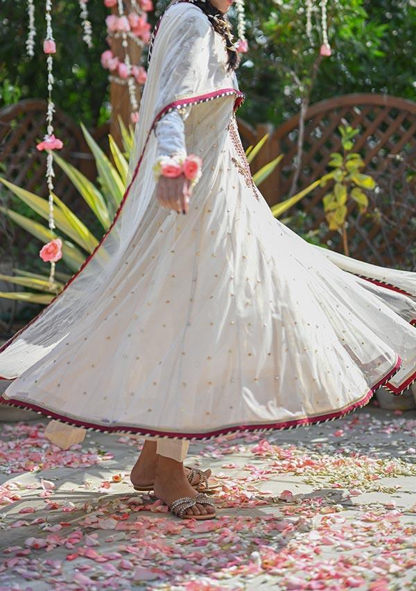 Kaya With Pants And Dupatta raniazarastudio