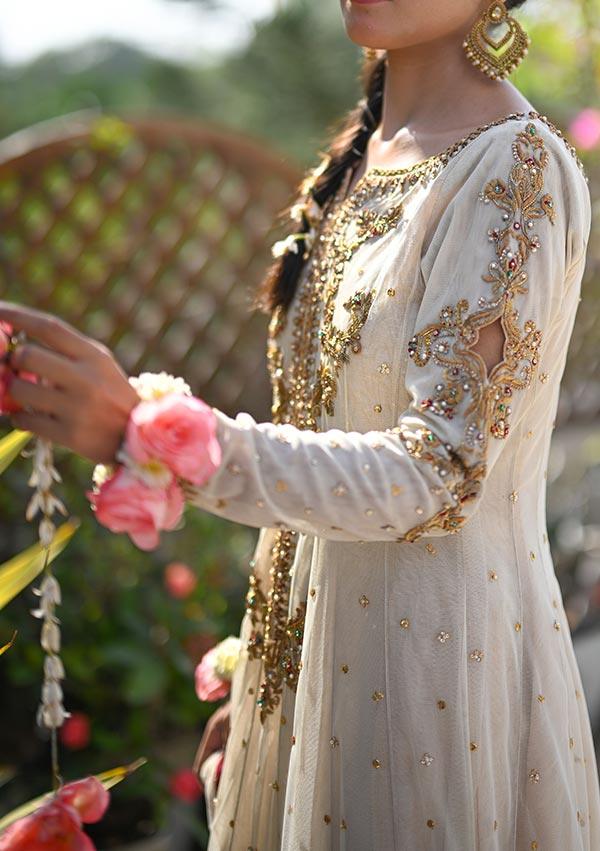 Kaya With Pants And Dupatta raniazarastudio